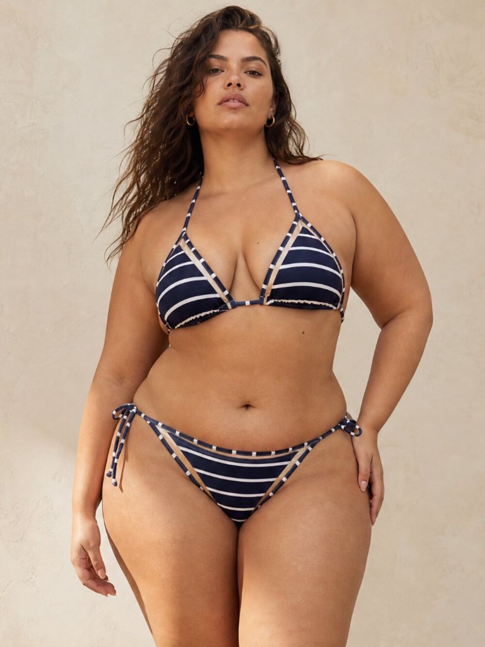 ÁGUA DE COCO 

BRAZILIAN SWIMWEAR 

Striped Navy and Tan Bikini Set
